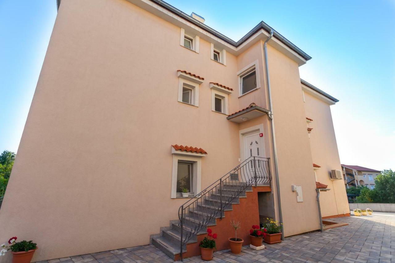 Apartments Jadranka Malinska Kültér fotó