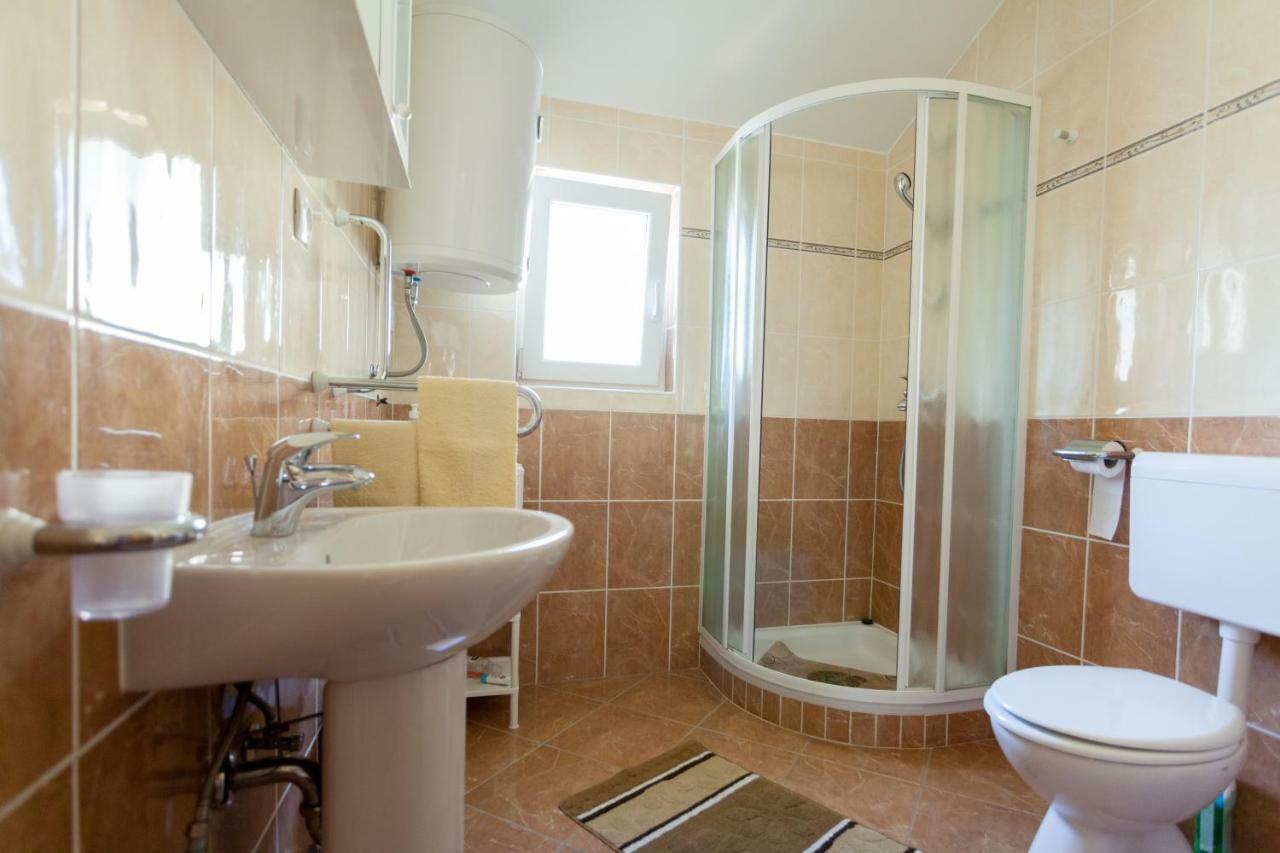 Apartments Jadranka Malinska Kültér fotó